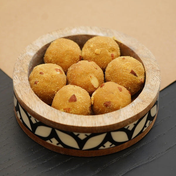 Best indian sweets for diwali-Diwali Gifts-Ghasitaram's Special Besan Laddoo (200 gms)