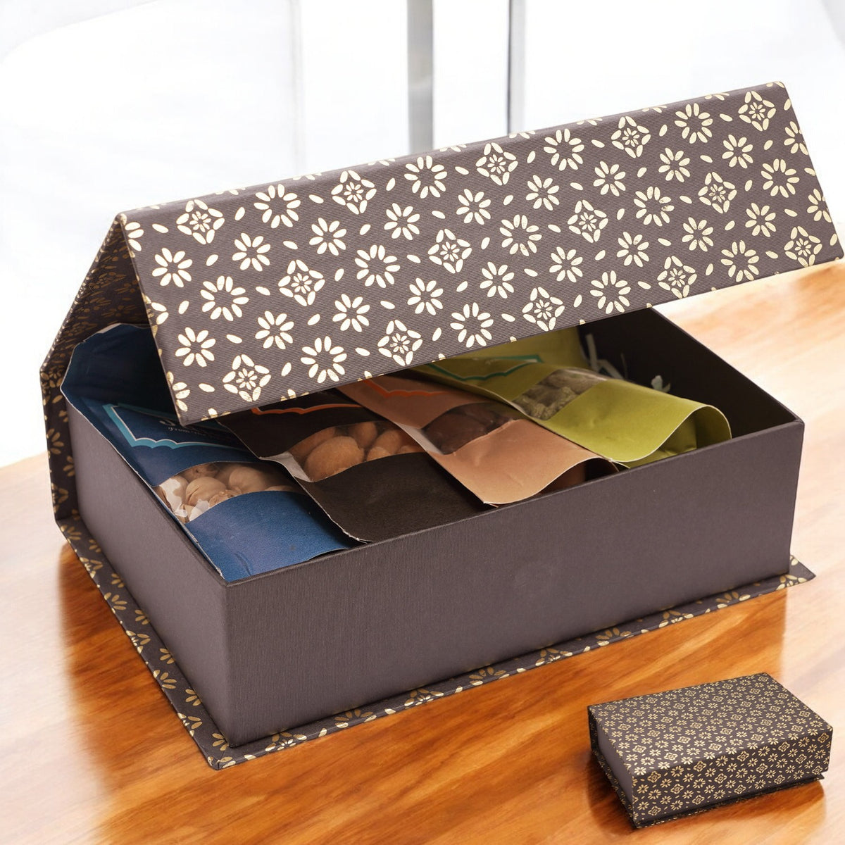 Unique Diwali gifts-Black Gift Box with assorted dryfruits