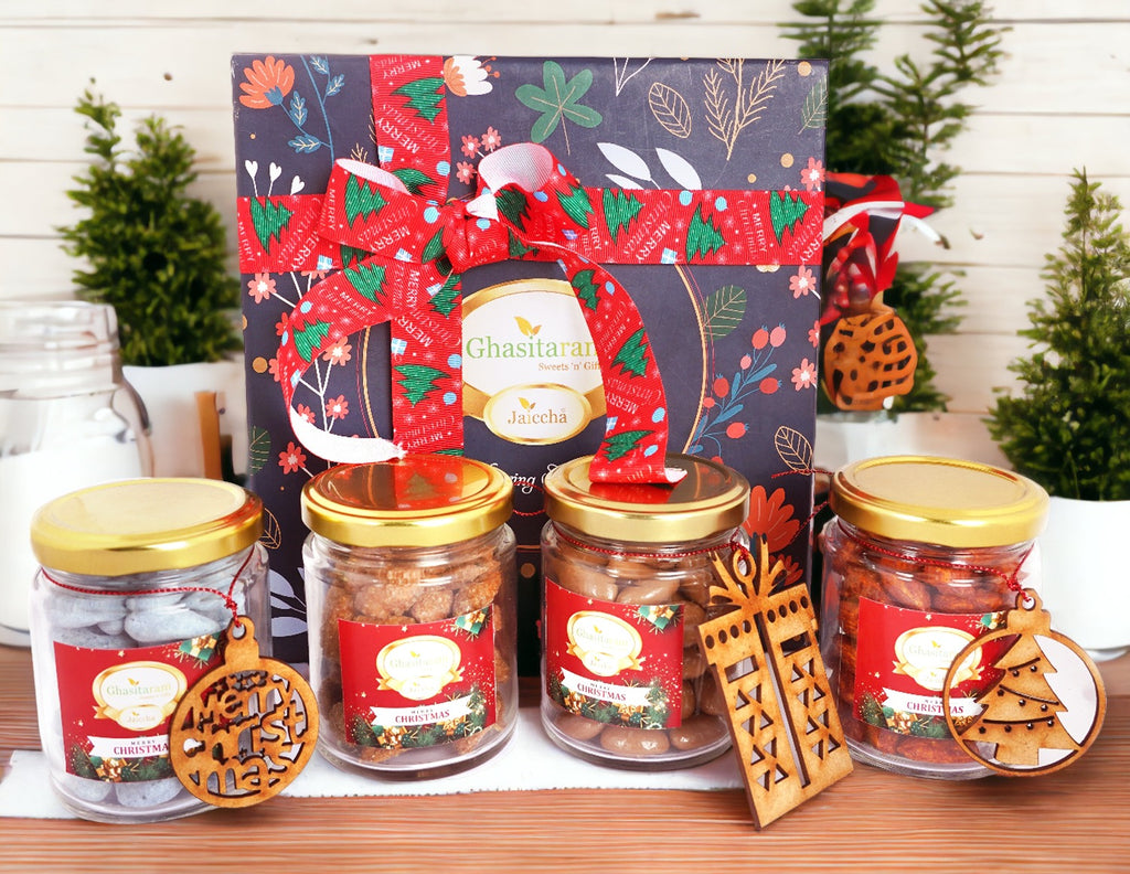 Hamper Box with 4 Christmas Jars with Wooden Tags