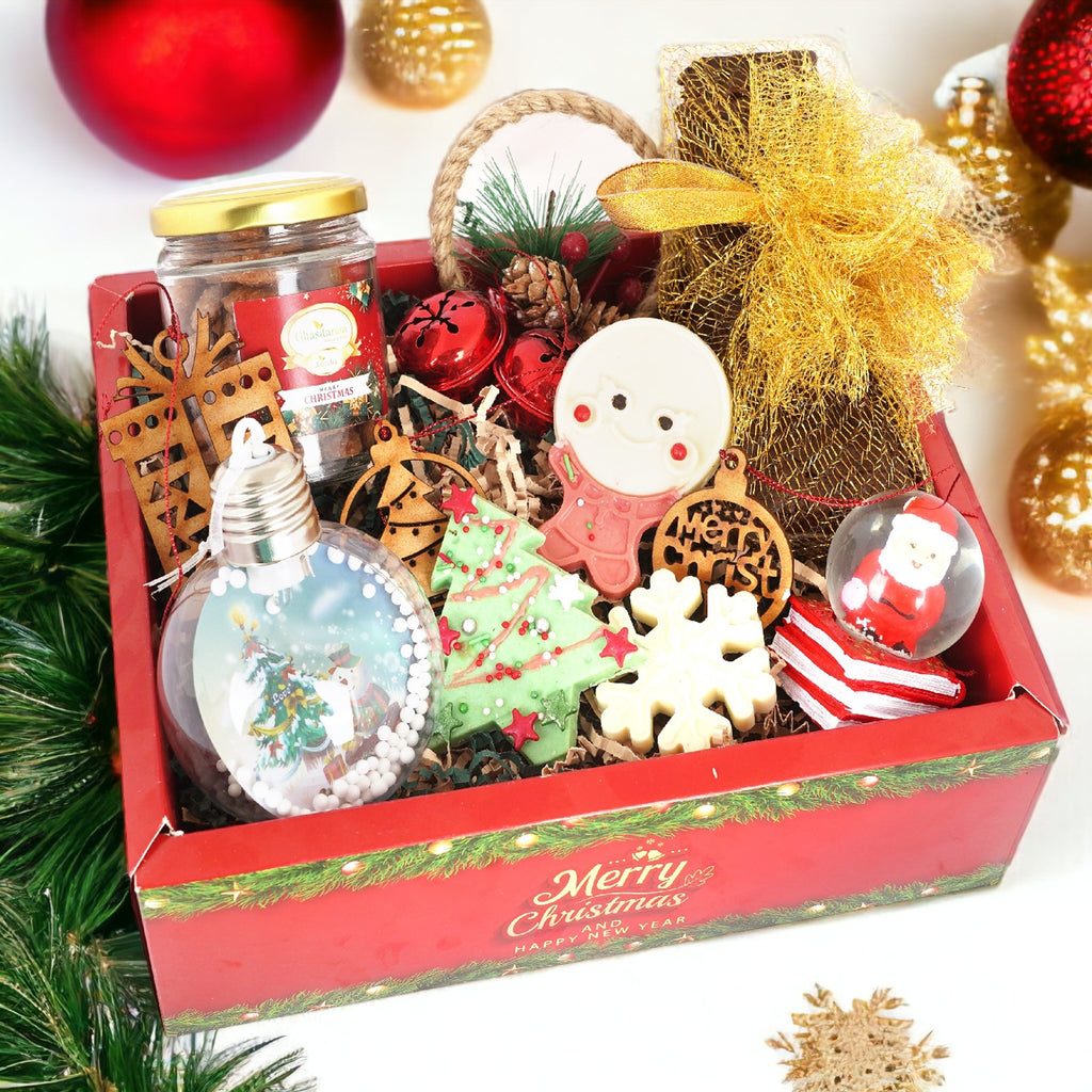Christmas hamper gift guide 2021: The best festive hampers for last minute  gifting | Express.co.uk