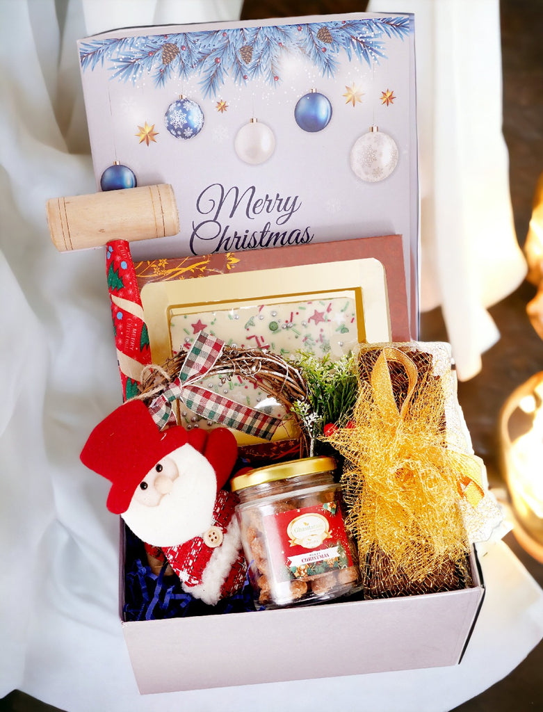 Christmas Hamper box  8"