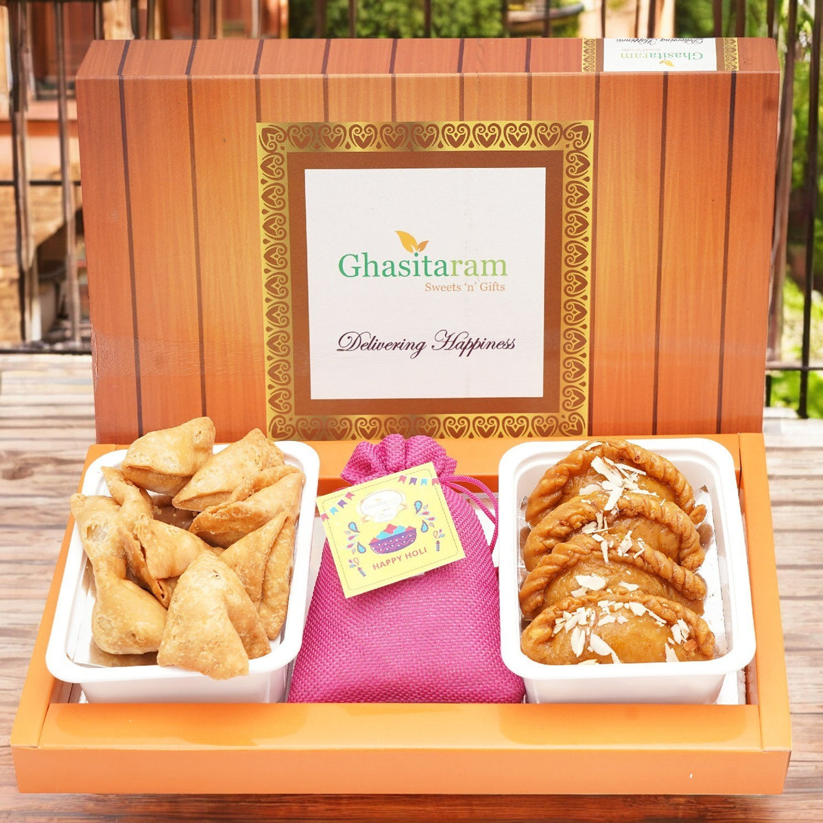 Assorted Box of Gujiyas, Farsan Samosa and Thandai