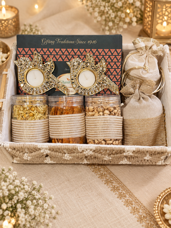 Corporate Gifts-Jute rectangle basket with Premium T-lights