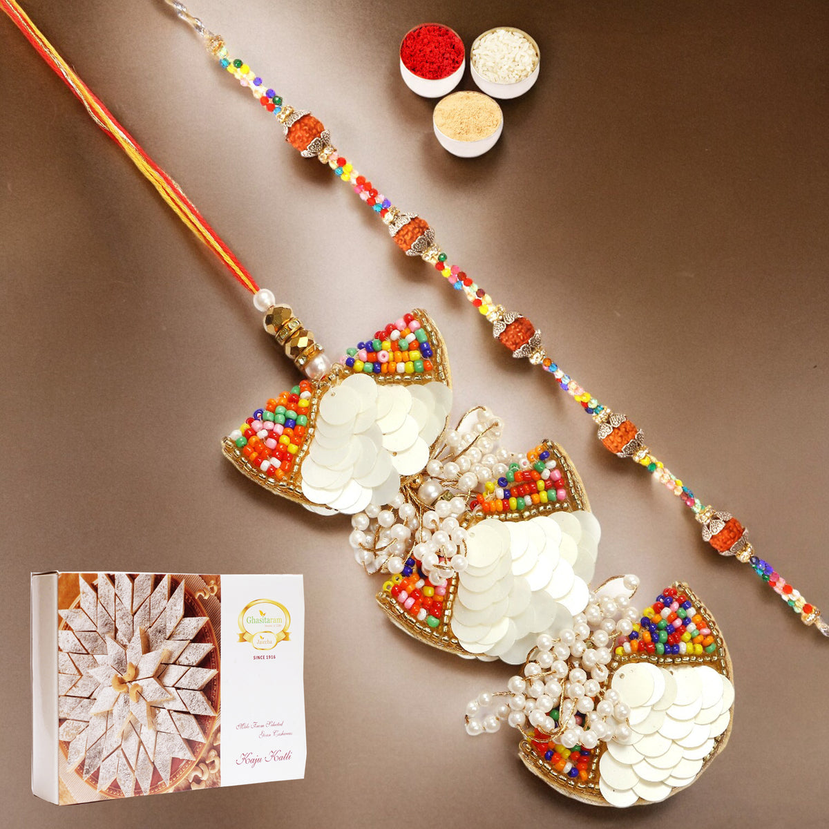 RM-122 Bhaiya Bhabhi Rakhi with 400 gms of Kaju katli