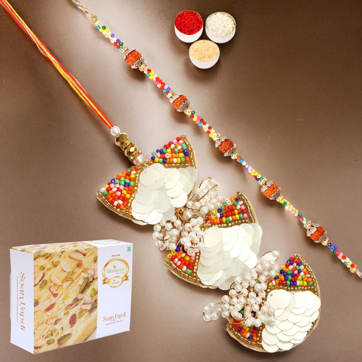 RM-122 Bhaiya Bhabhi Rakhi with 400 gms of Soan Papdi