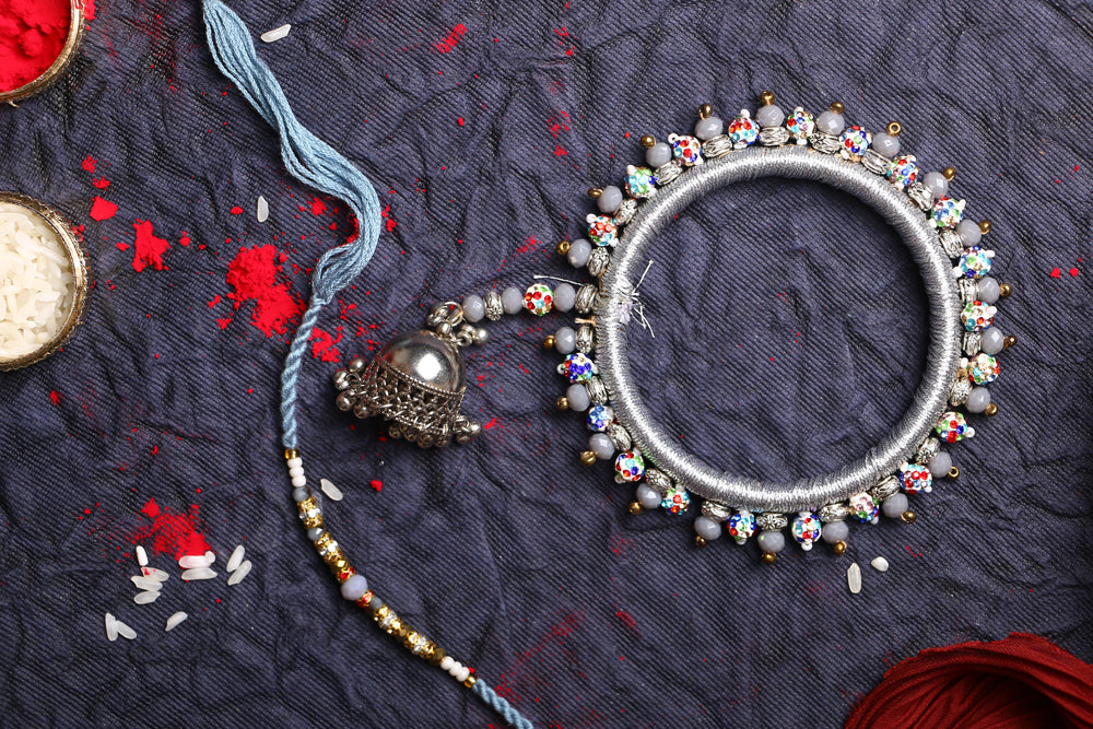 Rakhis Online USA- RM-262 Bhaiya Bhabhi Rakhi