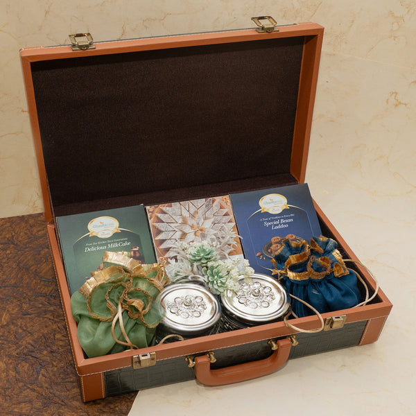 Diwali Gfits-Leather Gift Hamper box of Sweets, Mithai Pouches, Dryfruits and Brittles
