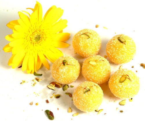 Coconut Laddoo 800 gms
