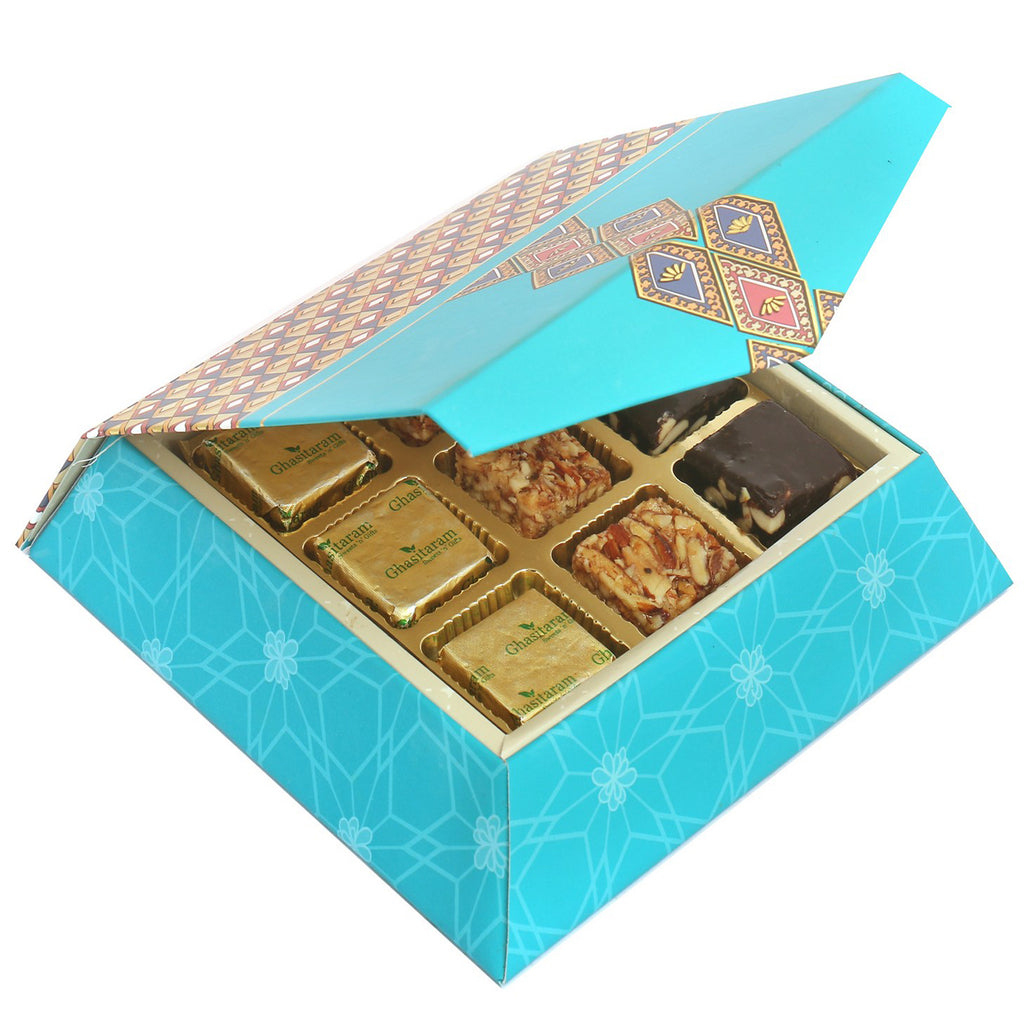 9 pcs Assorted Bites SQ Box