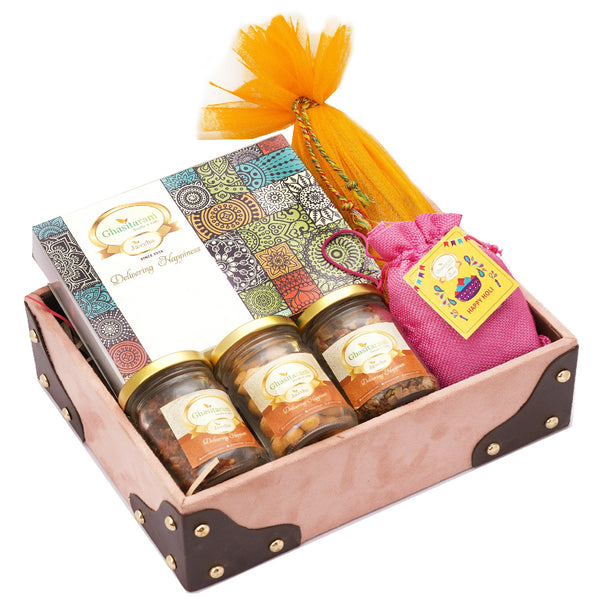 Mothers Day Gifts-Korno Basket of Gujiyas, Banarsi Paan, Crunchy Cashews, Mukhwas, Thandai and Sharbat