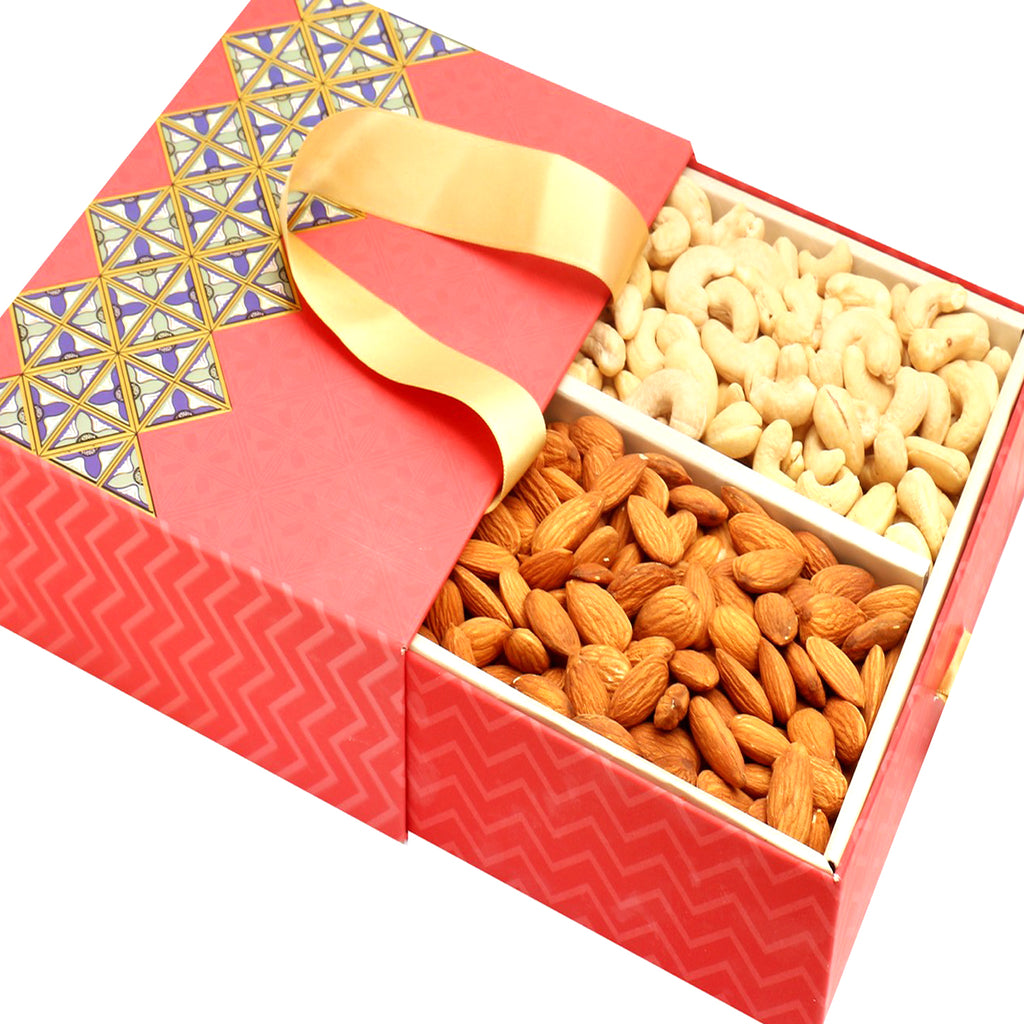 2 Part Almonds Cashews Bag Box 300 gms